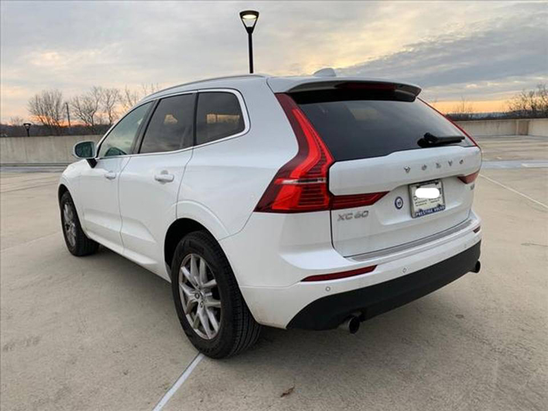 LeaseBusters - 2020 Volvo XC60 T6 AWD Momentum