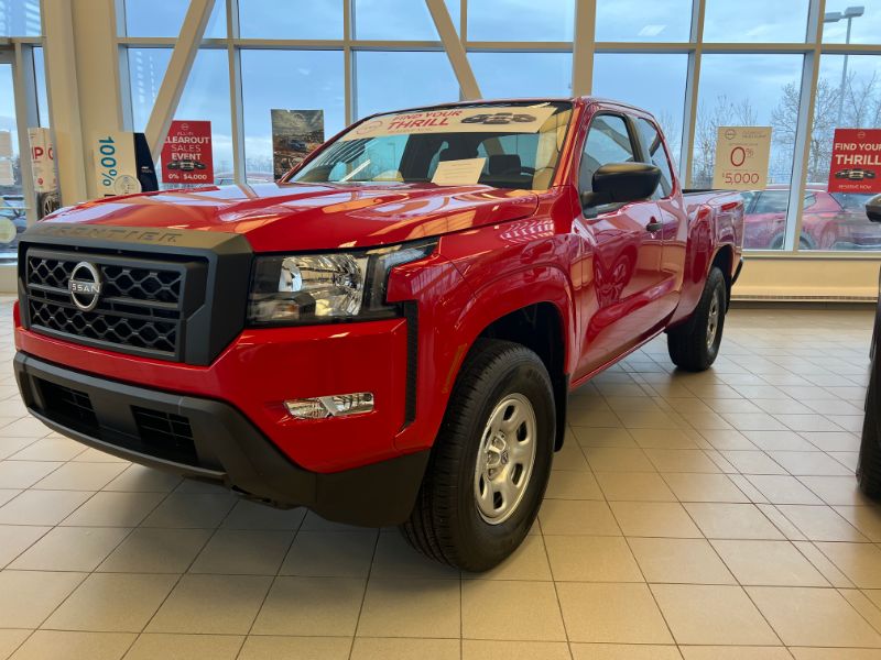 LeaseBusters - 2022 Nissan Frontier King Cab PRO-4X Standard Bed 4x4