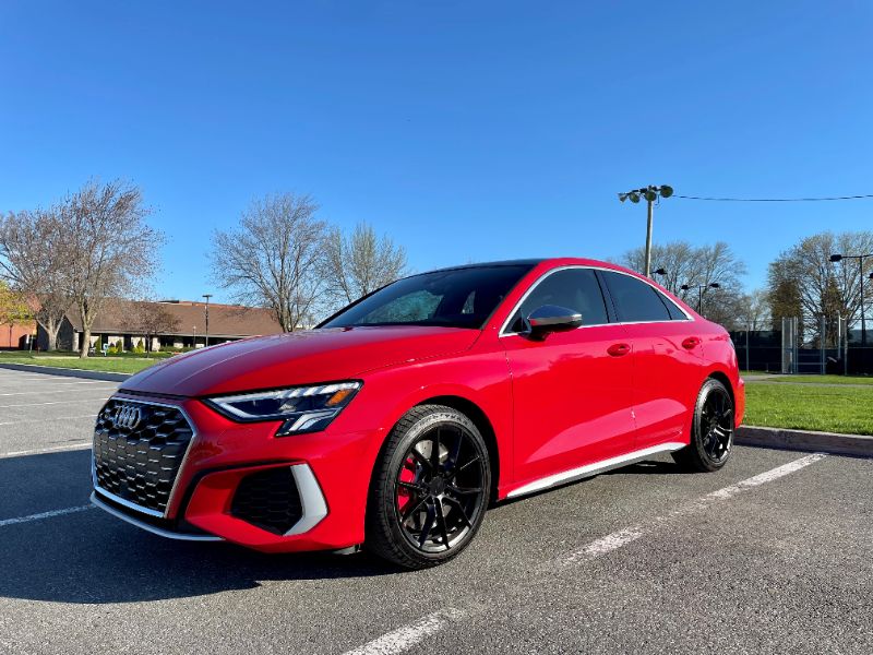 LeaseBusters - 2022 Audi S3 Sedan Komfort 2.0 TFSI quattro