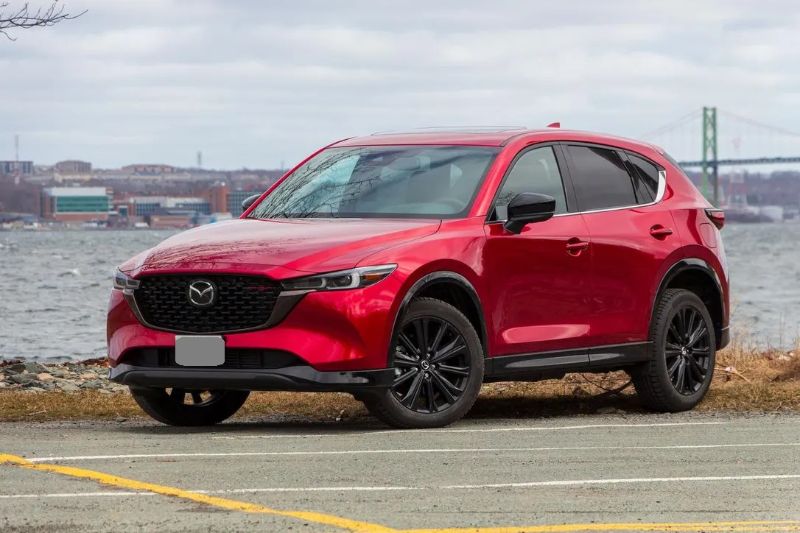 LeaseBusters - 2022 Mazda CX-5 Kuro Edition AWD