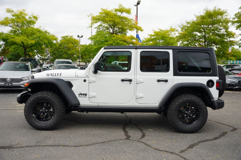 LeaseBusters 2024 Jeep Wrangler Willys 4 Door 4x4