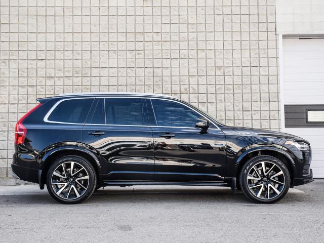 LeaseBusters - 2022 Volvo XC90 T6 AWD Momentum 7-Seater