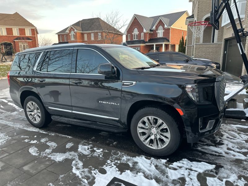 LeaseBusters 2023 GMC Yukon 4WD 4dr Denali