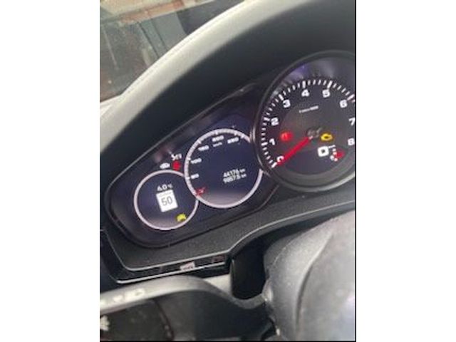 V180915_202601140837399048952.jpg