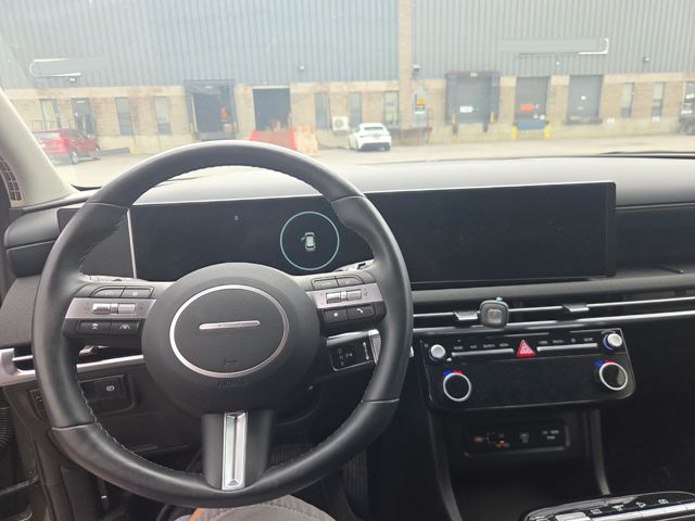 V186815_202607160348222744281.jpg