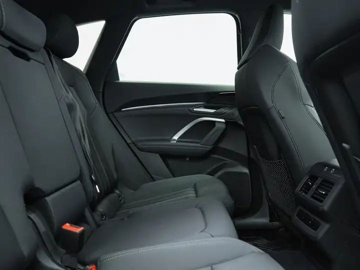 V193679_202607270700140329584.jpg