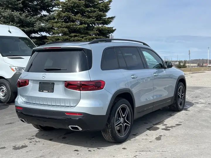 V194463_202608130856406805788.jpg