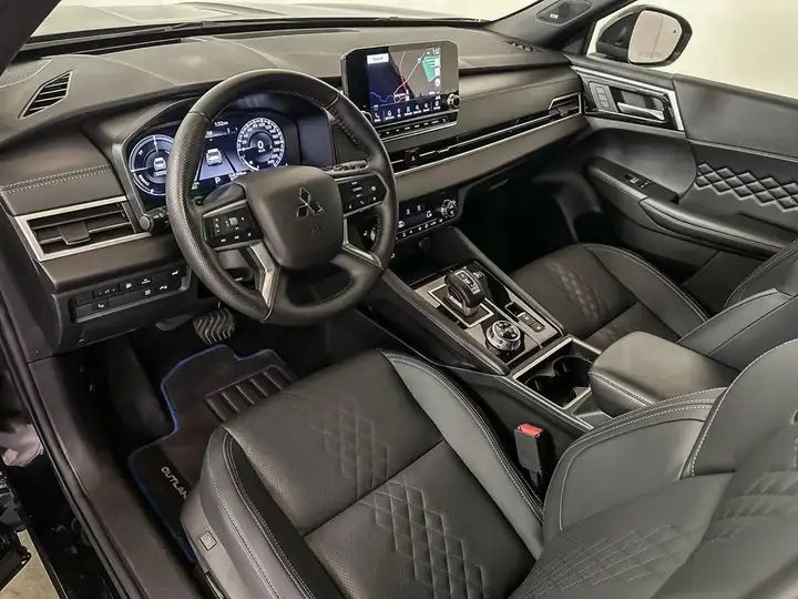 V196776_202609290107358502610.jpg