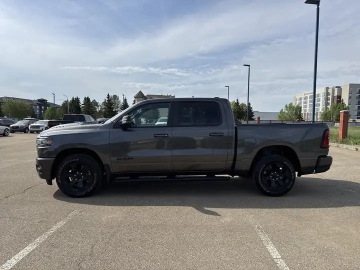 V198715_202610230827469575220.jpg