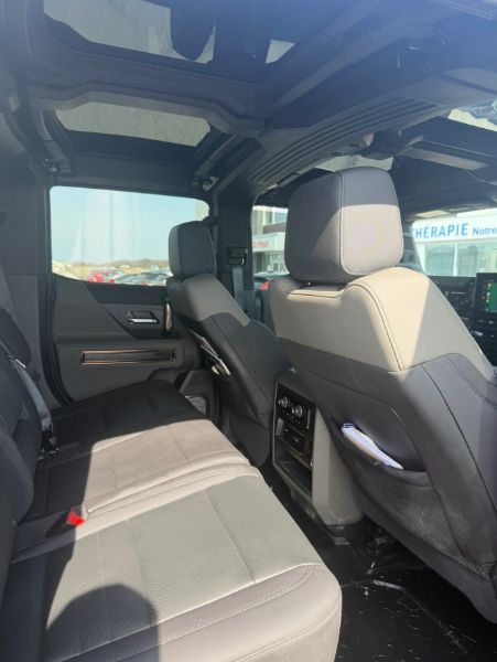 V199984_202610200502222955563.jpg